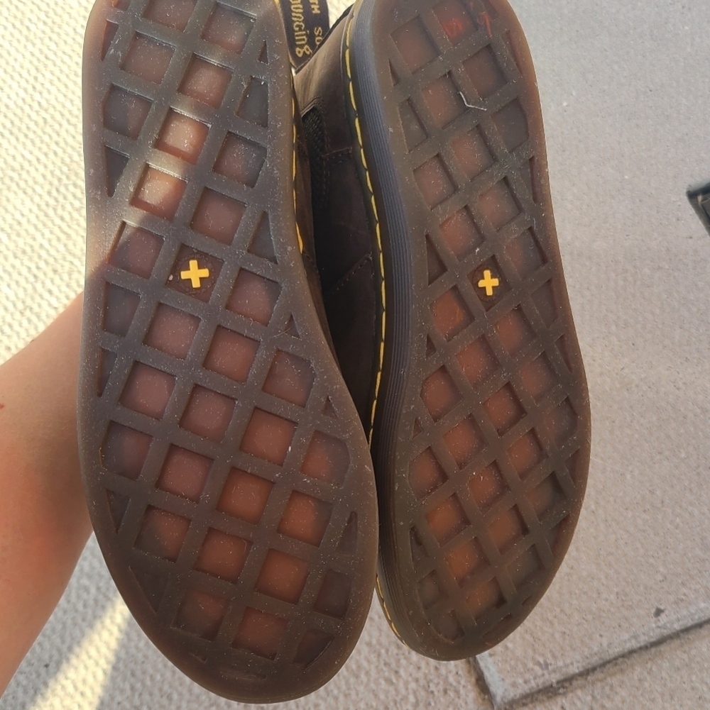 Dr. Martens Katya Chelsea Boots - Picture 8 of 11